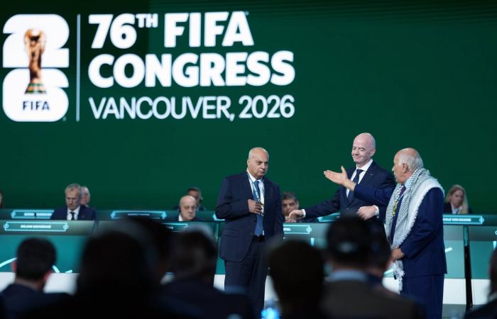 العراق
      يواجه
      إسبانيا
      ودياً
      قبل
      أسبوع
      من
      المونديال