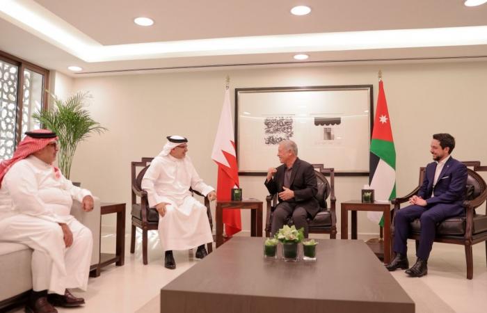 العاهل الأردني يبحث مع ولي العهد البحريني العلاقات الثنائية والتطورات في المنطقة