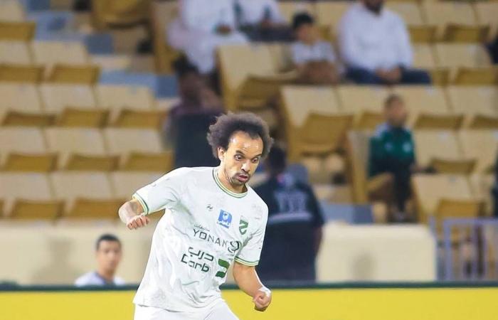 الدوري
      السعودي:
      الهلال
      لمواصلة
      الضغط
      على
      النصر
      من
      شباك
      الحزم