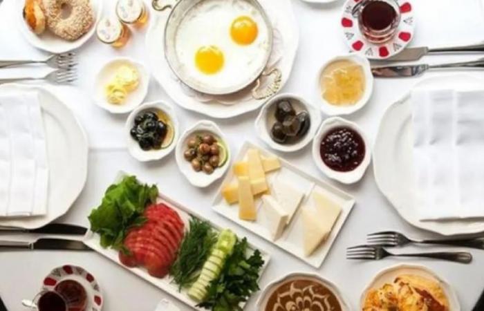 لا
      تتجاهلها...
      5
      تغيّرات
      في
      البول
      قد
      تشير
      إلى
      تلف
      مبكر
      بالكلى