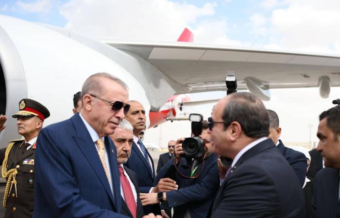 لماذا
      يتصاعد
      القلق
      الإسرائيلي
      بشأن
      التقارب
      المصري-
      التركي
      عسكرياً؟