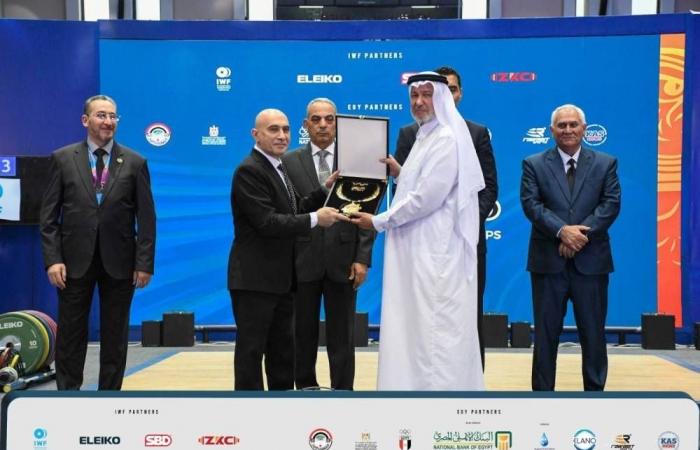 تكريـــم «المـــانع» فـــي مــونديــال الأثقال