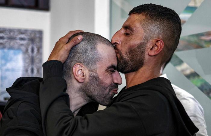 السلطة
      الفلسطينية
      تواجه
      ضغوطاً
      لوقف
      رواتب
      كل
      الأسرى...
      حتى
      «الموظفين»