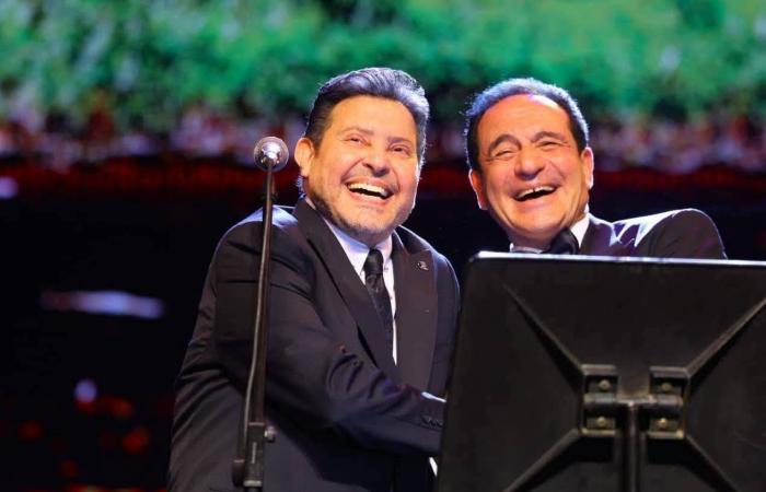 رحيل
      هاني
      شاكر
      بعد
      مشوار
      غنائي
      باهر