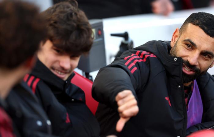 هذا ما فعله محمد صلاح بعد خسارة ليفربول من مانشستر يونايتد