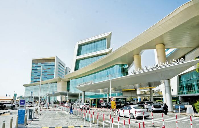 لأول مرة في قطر.. "حمد الطبية" تجري عملية استبدال المفصل الكلي للحوض باستخدام تقنية حديثة