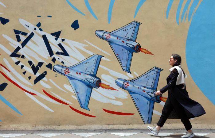 تركيا:
      «الشعب
      الجمهوري»
      يطلق
      حملة
      انتخابية
      مبكرة