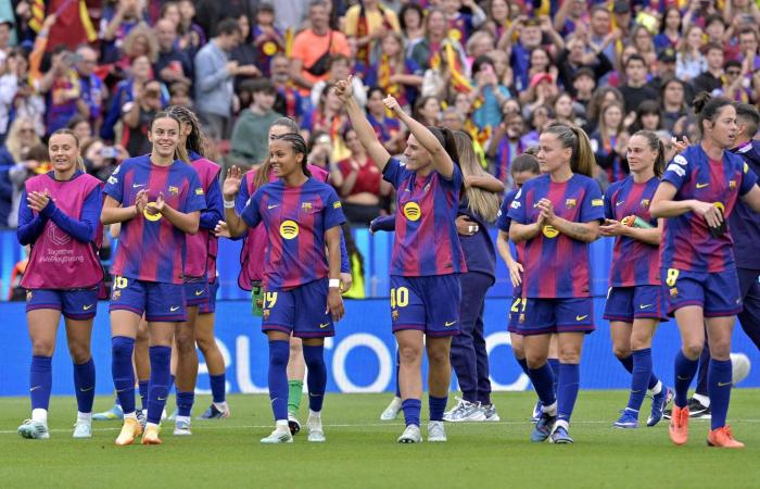 دي
      تشيربي:
      تألق
      كونور
      جالاجير
      يجعل
      توتنهام
      كأنه
      يلعب
      بـ
      12
      لاعباً