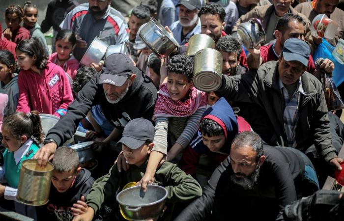 وزارة
      الداخلية
      السورية
      تعلن
      تفكيك
      خلية
      تتهمها
      بالارتباط
      بـ«حزب
      الله»…
      والأخير
      ينفي