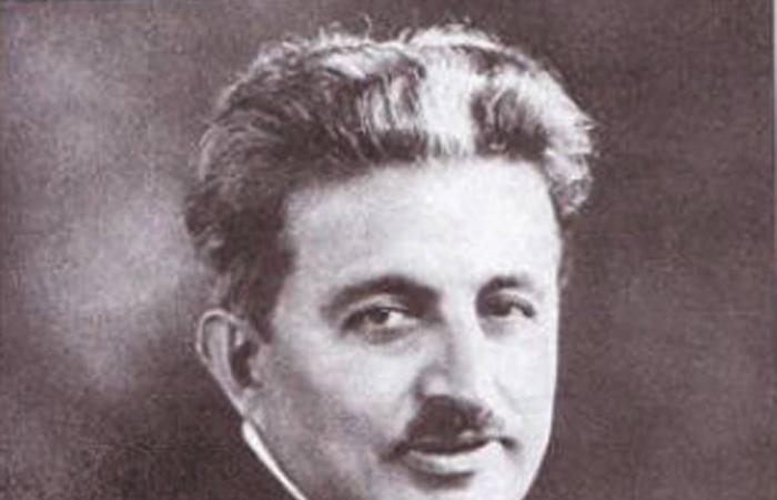 أرز
      لبنان
      الذي
      تغنى
      به
      الشعراء
      وباعه
      التجار
