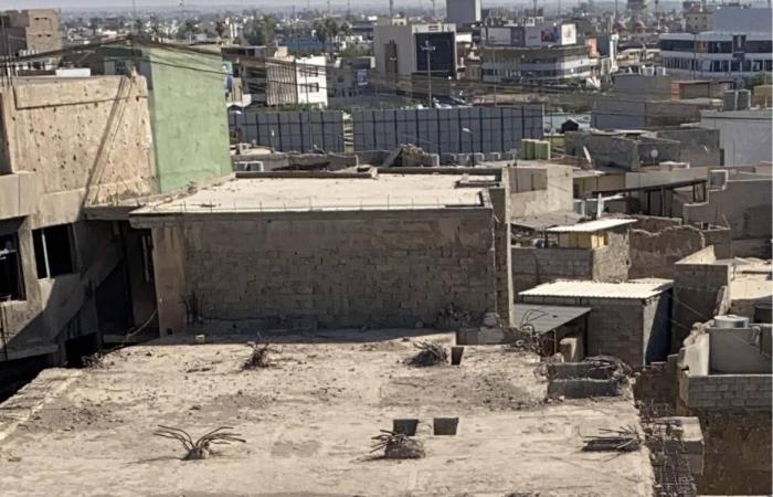 ريتا
      خلف
      تركت
      الموصل
      طفلةً
      وعادت
      لتُوثّق
      ذاكرة
      مدينة
      مدمَّرة