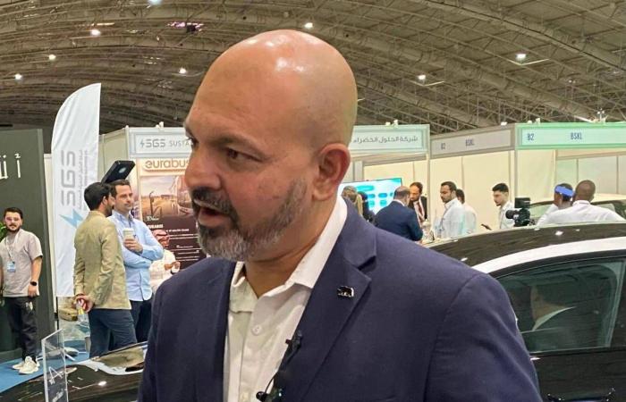 «لوسيد»
      لـ«الشرق
      الأوسط»:
      سوق
      السيارات
      الكهربائية
      في
      السعودية
      تشهد
      زخماً
      قوياً
      ومتسارعاً