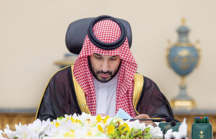 وزير
      الخارجية
      السعودي
      يبحث
      مع
      نظيره
      الإيراني
      تطورات
      المنطقة