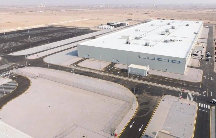 «لوسيد»
      لـ«الشرق
      الأوسط»:
      سوق
      السيارات
      الكهربائية
      في
      السعودية
      تشهد
      زخماً
      قوياً
      ومتسارعاً