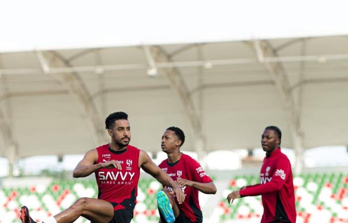 الهلال...
      هيمنة
      على
      اللقب
      «الملكي»
      وبن
      نصيب
      الهداف
      التاريخي