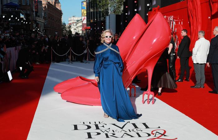لماذا تحتفي الموضة اليوم بفيلم "The Devil Wears Prada" بعدما سخرت منه سابقًا؟