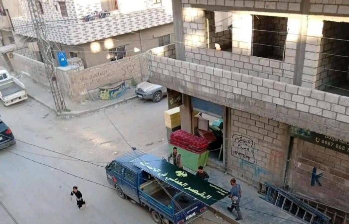 مسؤول
      سوري:
      «غياب
      تام»
      لرموز
      الدولة
      وأعلامها
      داخل
      مناطق
      سيطرة
      «قسد»