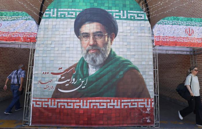 هاجم رئيس برلمان إيران ودعا لإقالة وزير الخارجية.. ما قد لا تعلمه عن فصيل إيراني متشدد عازم على إفشال اتفاق سلام مع أمريكا