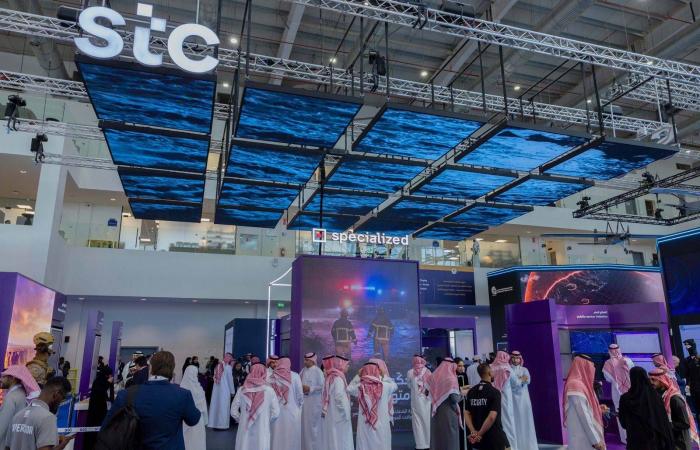 «stc»
      تعزز
      دورها
      ممكناً
      رقمياً
      في
      مسيرة
      تنويع
      الاقتصاد
      السعودي