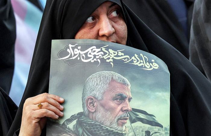 منذ
      عرفات
      وحتى
      السنوار...
      مساعي
      إيران
      لتطويق
      الفلسطينيين
      لم
      تتوقف