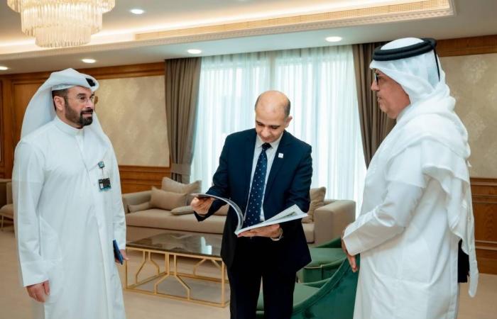 «القطري للصحافة» يبحث الشراكة الإعلامية