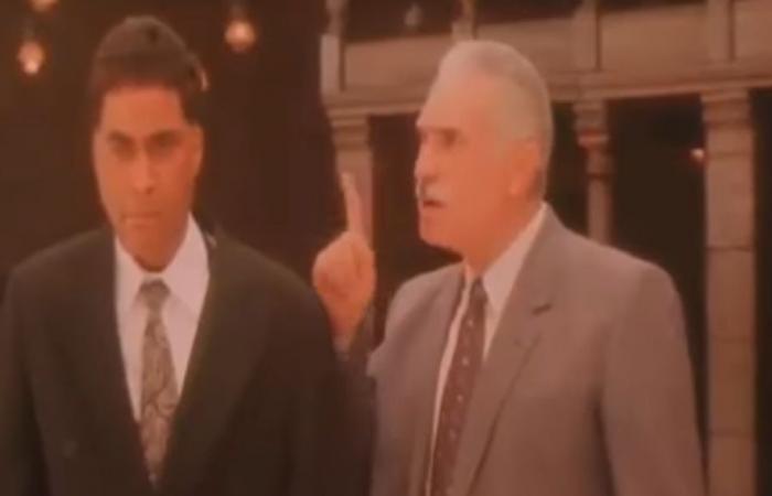 مصر
      تودع
      عبد
      الرحمن
      أبو
      زهرة
      صائد
      الأدوار
      الصعبة