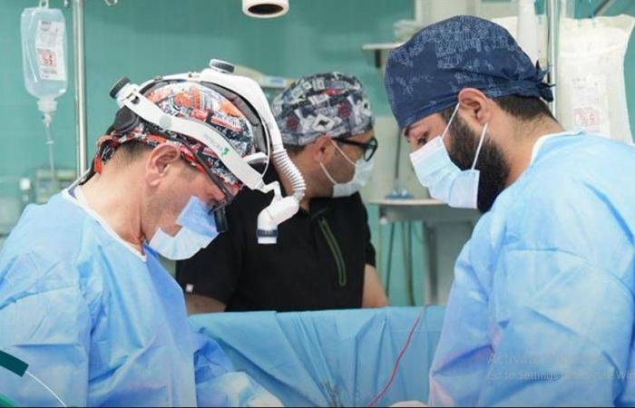 ديون
      العلاج...
      شبح
      يطارد
      المرضى
      الليبيين
      في
      مصر
      وتونس