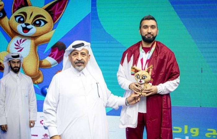 «العبيدلي» يتوج بالفضية