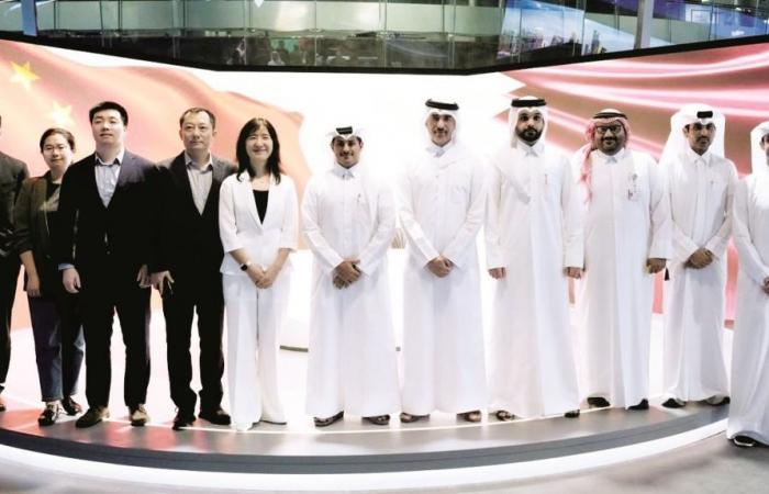 وفد مجموعة الصين للإعلام يزور تلفزيون قطر و"QBC" الاقتصادية