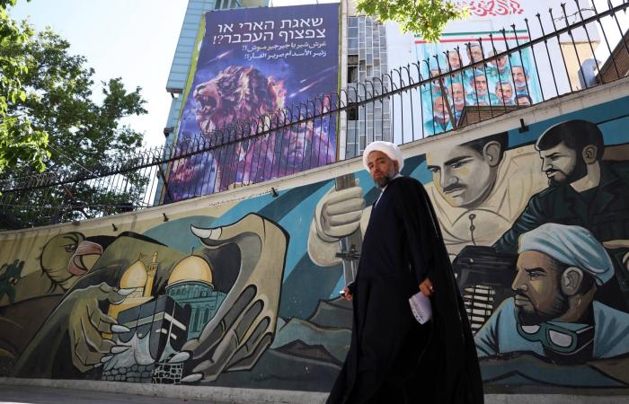 جدل
      متصاعد
      في
      إيران
      حول
      «الإنترنت
      بلس»
