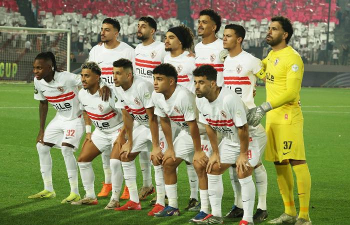 «أبطال
      أفريقيا»:
      صن
      داونز
      يهزم
      الجيش
      الملكي
      في
      ذهاب
      النهائي