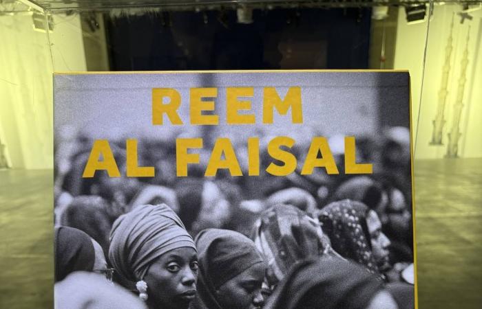 الملك
      تشارلز
      مصدوم
      وحزين
      لوفاة
      جندي
      سقط
      عن
      حصانه