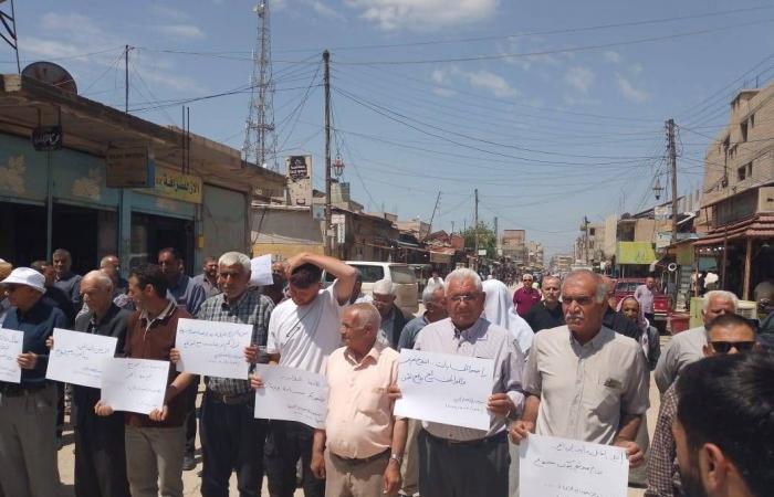 «تسعيرة
      شراء
      القمح»
      تشعل
      احتجاجات
      المزارعين
      في
      المحافظات
      السورية