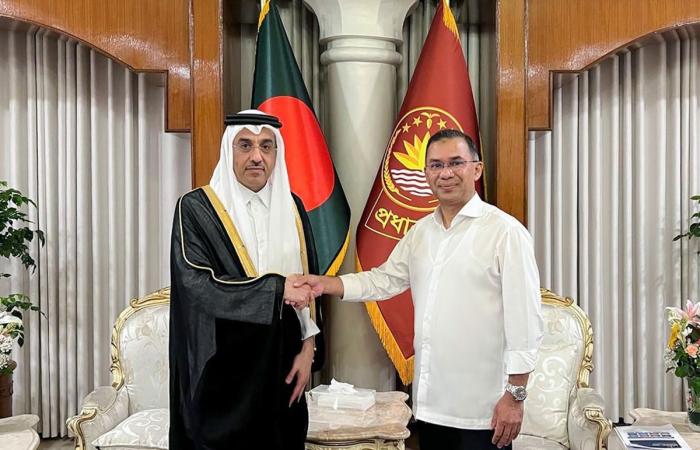 رئيس وزراء بنغلاديش يلتقي وزير العمل