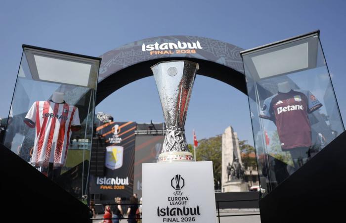 الأمير
      ويليام
      يسافر
      إلى
      إسطنبول
      لتشجيع
      أستون
      فيلا
      في
      نهائي
      الدوري
      الأوروبي