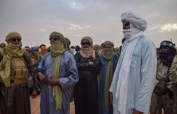 الجيش
      المالي
      يعلن
      تحييد
      «عدة»
      إرهابيين
      قرب
      منجم
      للذهب