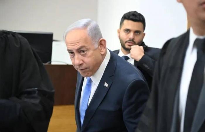 نُوَّاب
      «الكنيست»
      يدعمون
      حلَّه...
      ونتنياهو
      يُعوِّل
      على
      تفاهم
      مع
      «الحريديم»