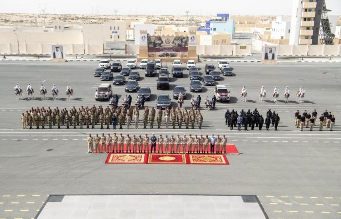  الحرس الأميري يحتفل بتخريج عدد من الدورات الأساسية