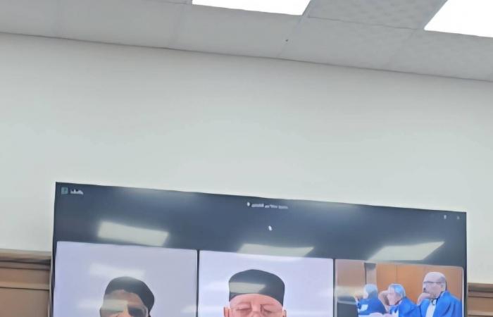 «وزاري
      دول
      الجوار»
      يرفض
      كافة
      أشكال
      التدخل
      الخارجي
      في
      الشأن
      الليبي