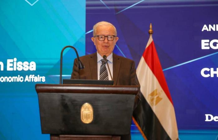 «طمأنينة
      مؤقتة»
      لم
      تهدئ
      مخاوف
      المصريين
      من
      ارتفاع
      جديد
      لأسعار
      الوقود