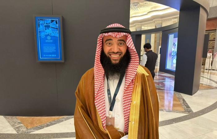 وزير
      الخارجية
      السعودي
      يبحث
      هاتفياً
      مع
      نظيره
      البرتغالي
      مستجدات
      الأوضاع
      بالمنطقة