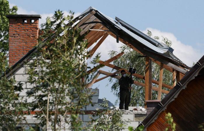 روسيا:
      إسقاط مسيرات
      متجهة
      إلى
      موسكو
      ومنطقة
      ياروسلافل
      المجاورة