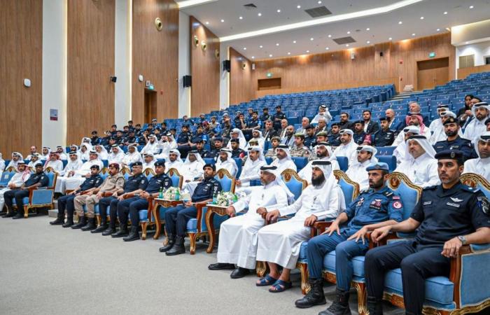 أكاديمية الشرطة تكرم الجهات المشاركة في التمرين الختامي لبرنامج القيادة والأركان الأمنية