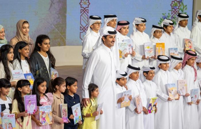 سمو الأمير يعرب عن سعادته بالتنوع والثراء المعرفي في أروقة معرض الدوحة الدولي للكتاب 2026