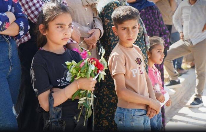 سوريا:
      عودة
      1300
      عائلة
      من
      أهالي
      مدينة
      عفرين
      النازحين
      في
      الحسكة