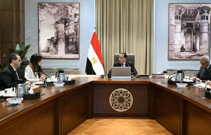 تشديد
      مصري
      على
      المطوّرين
      العقاريين
      بعد
      أزمات
      تأخّر
      التسليم