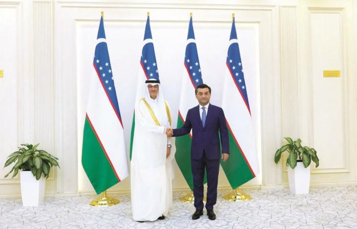 وزير الدولة للتجارة الخارجية يبحث التعاون مع أوزباكستان