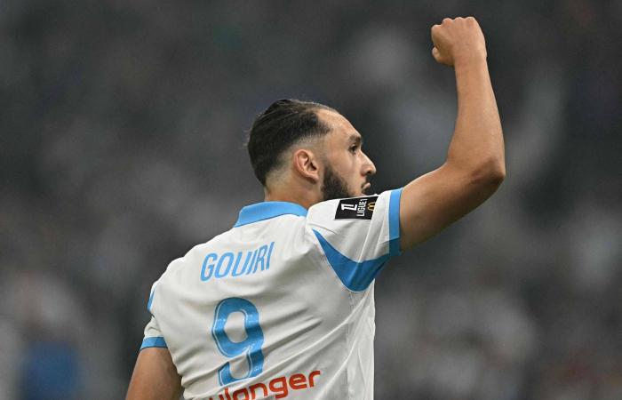الجيل
      الجديد
      يقود
      طموحات
      الجزائر
      في
      المونديال