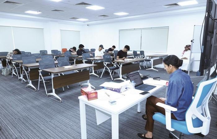 البروفيسور لطفي بلخير عميد الشؤون الأكاديمية بكلية برزان الجامعية لـ الشرق: نؤهل خريجين يصنعون وظائفهم ولا يبحثون عنها في سوق العمل