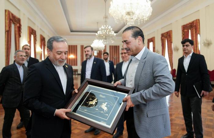 تركيا:
      أزمة
      «الشعب
      الجمهوري»
      تتعمّق